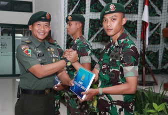 Penutupan Penataran Penerangan Satjar Divif 2 Kostrad TA 2022