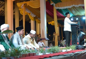 Antusias Masyarakat Karimun Banjiri Acara Tablig Akbar yang Dihadri Gubernur Kepri