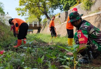 Kodim 0801/Pacitan Gelar Karya Bakti Aksi Bersih-Bersih Sungai