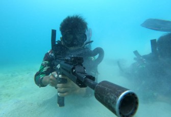 Satkopaska Koarmada III Latihan Selam Tenpur di Perairan Sorong