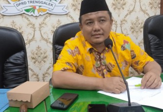 Alwi Burhanudin, Ketua Komisi I,  DPRD Kabupaten Trenggalek, saat di konfirmasi setelah rapat kerja dengan eksekutif, Rabu (7/6/2023).