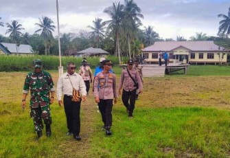 Danramil 1710-01/Kokonao Komsos Bersama Kadistrik dan Kapolsek Mimika Barat