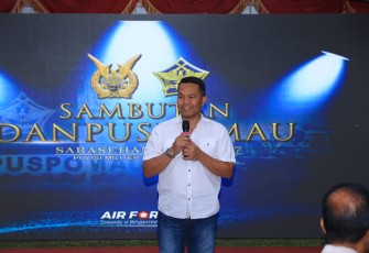 Danpuspomau Marsma TNI Pipik Krispiarto pimpin kegiatan Sarasehan dalam rangka HUT Ke-77 POMAU tahun 2023. Bertempat di Gedung Antonov Persada Lanud Halim Perdanakusuma, Jakarta Timur, Kamis (26/12/2023)