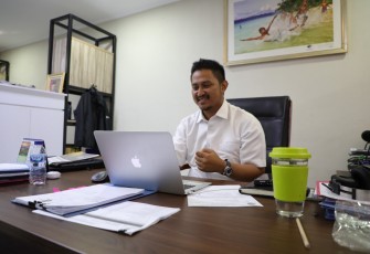 Kepala Bagian Pemberitaan dan Hubungan Antar Lembaga Kementerian ATR/BPN saat Memberi materi Strategi Komunikasi (STRAKOM)