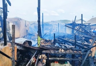 Kodisi bangunan rusak pasca terbakar