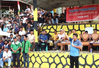 Bupati Bintan Roby Kurniawan