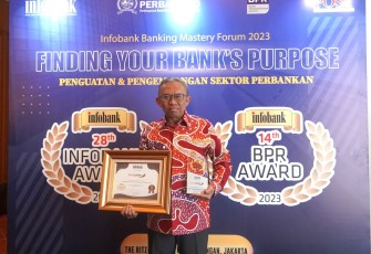 Bank Jatim Raih Penghargaan Infobank Award 2023