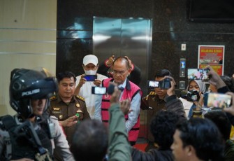 Kejati Sulsel saat Lakukan Penahanan terhadap tersangka JH