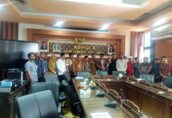 Hearing Nelayan Dengan Komisi B DPRD Jatim 