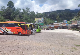 Air Terjun Jumog dan Telaga Madirda