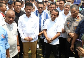 Menteri Investasi RI saat Tinjau Rencana Pengembangan Pulau Rempang