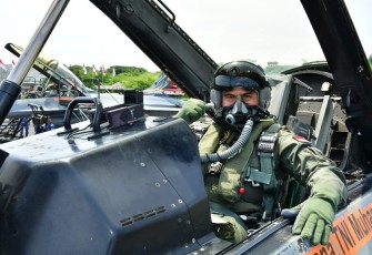 Kasal Laksamana TNI Muhammad Ali saat Jajal F16