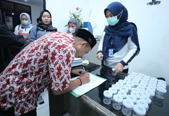 BNN Tes Urine Sopir Bus AKAP di Terminal Kampung Rambutan