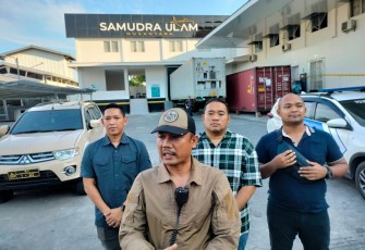 Kapolres Bitung saat memberikan keterangan setelah tim KBR Brimob Polda Sulut melakukan olah TKP