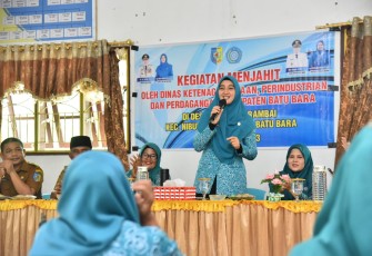 Ketua TP PKK Batu Bara Hadiri Pelatihan Menjahit