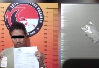 Pelaku Shabu dan Barang Bukti saat Diamankan Sat Narkoba Polres Pagar Alam