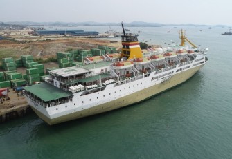 Pelabuhan di Batam