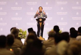 Presiden Joko Widodo memberikan sambutan rakornas PB di Jakarta 