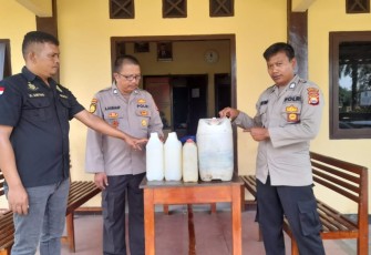 Jelang awal Puasa , Polsek Lais Razia Warung Tuak