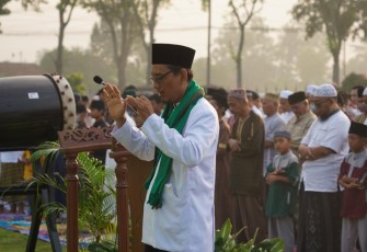 Sholat Ied keluarga besar Korem 071/Wijayakusuma 