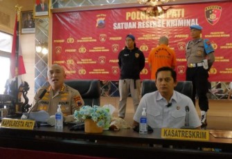 Konferensi pers kasus pembunuhan bayi 