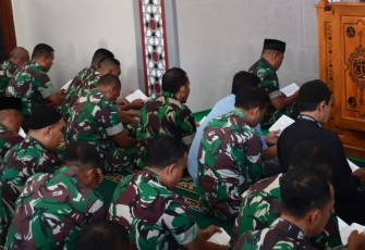 Doa bersama prajurit Korem 081/DSJ