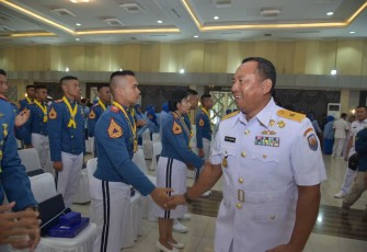Kepala Staf Koarmada III Laksamana Pertama TNI Rudhi Aviantara saat penutupan Tupdik di Surabaya, Rabu (12/7)