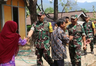Tim Wasev TNI AD Tinjau Pelaksanaan TMMD ke 117 Kodim 0803/Madiun, Senin (7/8)