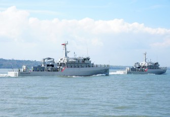 KRI Pulau Fani-731 dan KRI Pulau Fanildo-732, jenis kapal pemburu ranjau yang rencananya akan memperkuat jajaran Satuan Kapal Ranjau (Satran) Koarmada II.