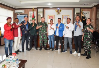 Pangdam XVI/Pattimura Mayjen TNI Syafrial bersama OKP Cipayung Plus, Jum'at (8/9)
