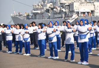 Senam SKJ  bersama  dalam rangka Naal Base Open Day