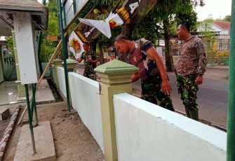 Percantik pangkalan dengan pengecekan di Koramil 0814/01 Kota Jombang, Sabtu (16/9)