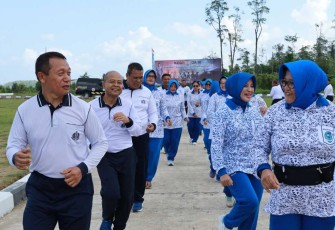 Olahraga bersama prajurit Koarmada III Sorong