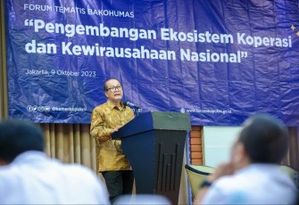 SeskemenkopUKM Arif Rahman Hakim