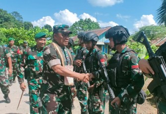 Pangdam XVIII/Kasuari Temui Forkopimda dan Prajurit Kodim 1810/Tambrauw 