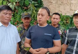 Kanit 2 Subdit 4 Ditintelkam Polda Jateng Kompol Misran saat memberikan keterangan pers, Selasa (10/10)