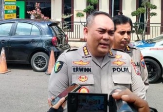 Kabiddokkes Polda Jatim Kombes Pol dr. Erwin Zainul Hakim