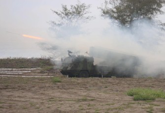 Kaskostrad Dampingi Kasad Tinjau Latbakjatrat Yonarmed 1 Kostrad 