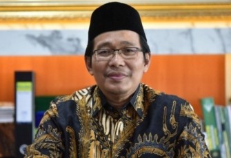 Direktur PD Pontren Waryono Abdul Ghafur
