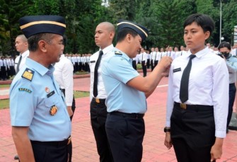 Kabiro Kepegawaian Sekjen Kemenkumham Sudjonggo saat peresmian catat Kemenkumham, Depok, Selasa (17/1)