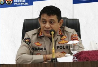 Kabid Humas Polda Sulsel Kombes Pol Komang Suartana