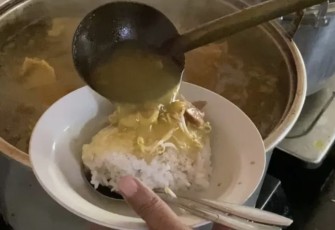 Soto Basket Stasiun Kota Baru Malang Jawa Timur 