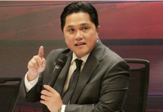 Ketum PSSI Erick Thohir saat memberikan keterangan pers di stadion GBK Senayan Jakarta, Rabu (24/5)