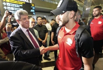 Dubes Zuhair Al Shun menyambut langsung timnas Palestina di Bandara Soeta