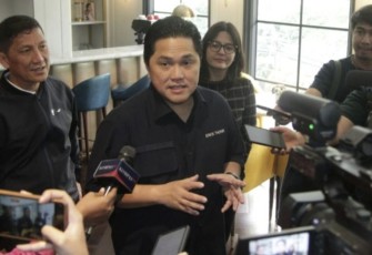 Ketum PSSI Erick Thohir saat memberikan keterangan pers di Jakarta, Jum'at (7/7)