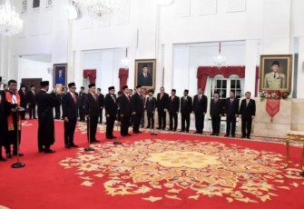 Presiden Joko Widodo Lantik Menteri Komunikasi dan Informatika (Menkominfo) Kabinet Indonesia Maju dalam sisa masa jabatan periode tahun 2019-2024 di Istana Negara, Jakarta, Senin, 17 Juli 2023