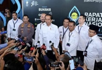 Presiden Joko Widodo saat memberikan keterangan pers, di ICE BSD, Tangerang, Kamis (31/8)