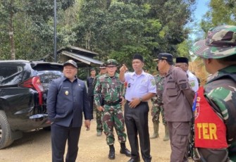 Wakil Bupati Berau bapak Gamalis saat meninjau lokasi TMMD ke 118 Kodim 0902/Berau