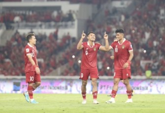 Dimas Drajad (9) usai melesakkan goal ke gawang Brunei Darussalam, Kamis (12/10)