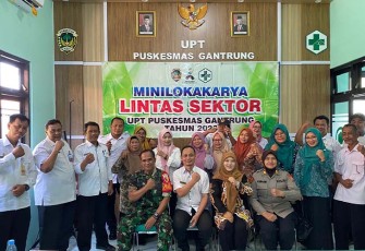 Foto Bersama usai acara